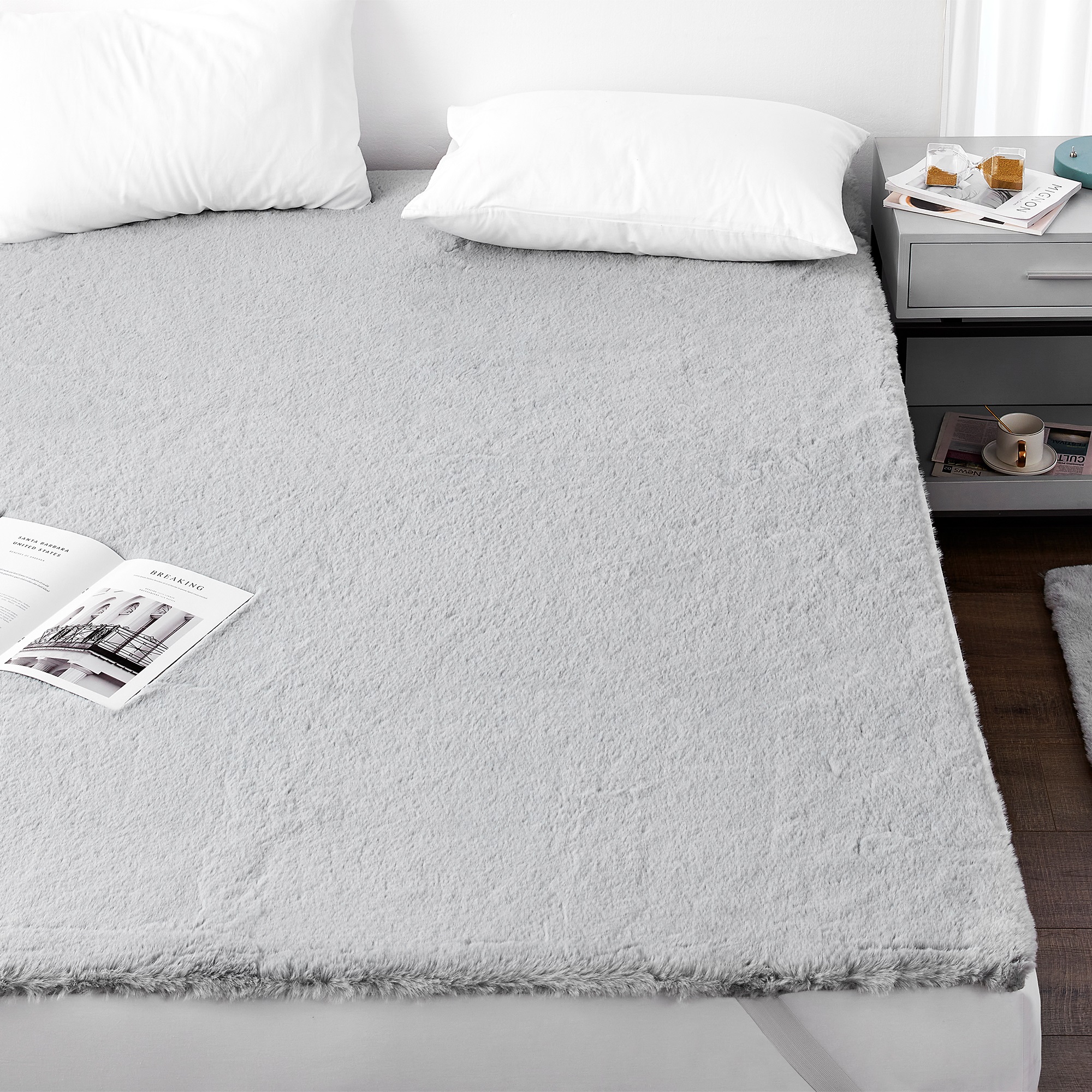Chunky Bunny - Coma Inducer Bed Topper - Glacier Gray