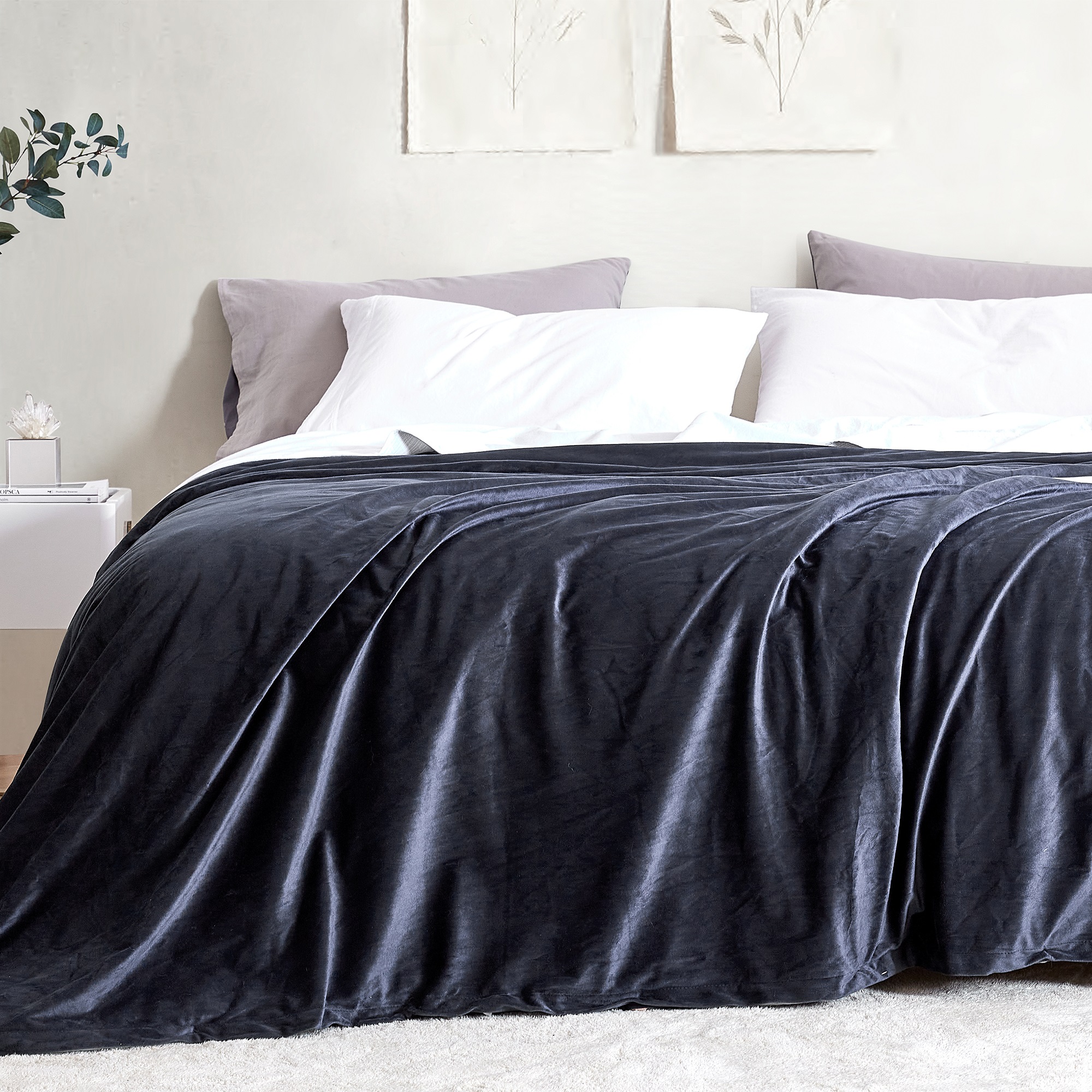 Chommie Weighted Coma Inducer Comforter - Cuz I'm Cozy - Blackened Navy Ink