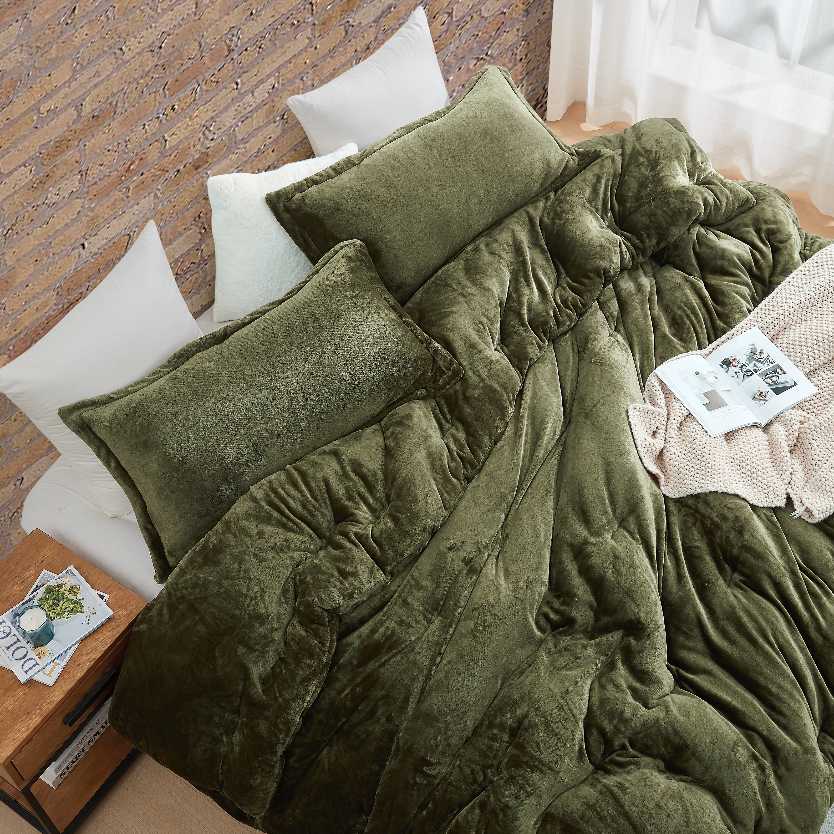 Thicker Than Thick - Coma Inducer Comforter - Standard Plush Filling - Winter Moss