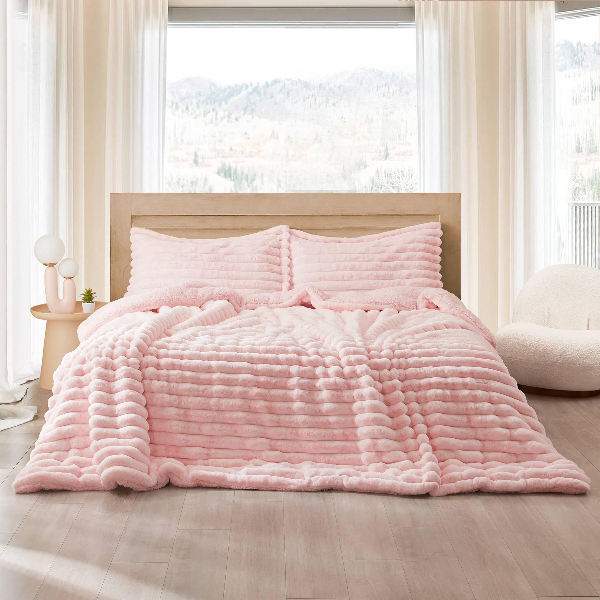 Roll Cakes Chunky Bunny - Coma Inducer Oversized Comforter - Heavenly Pink