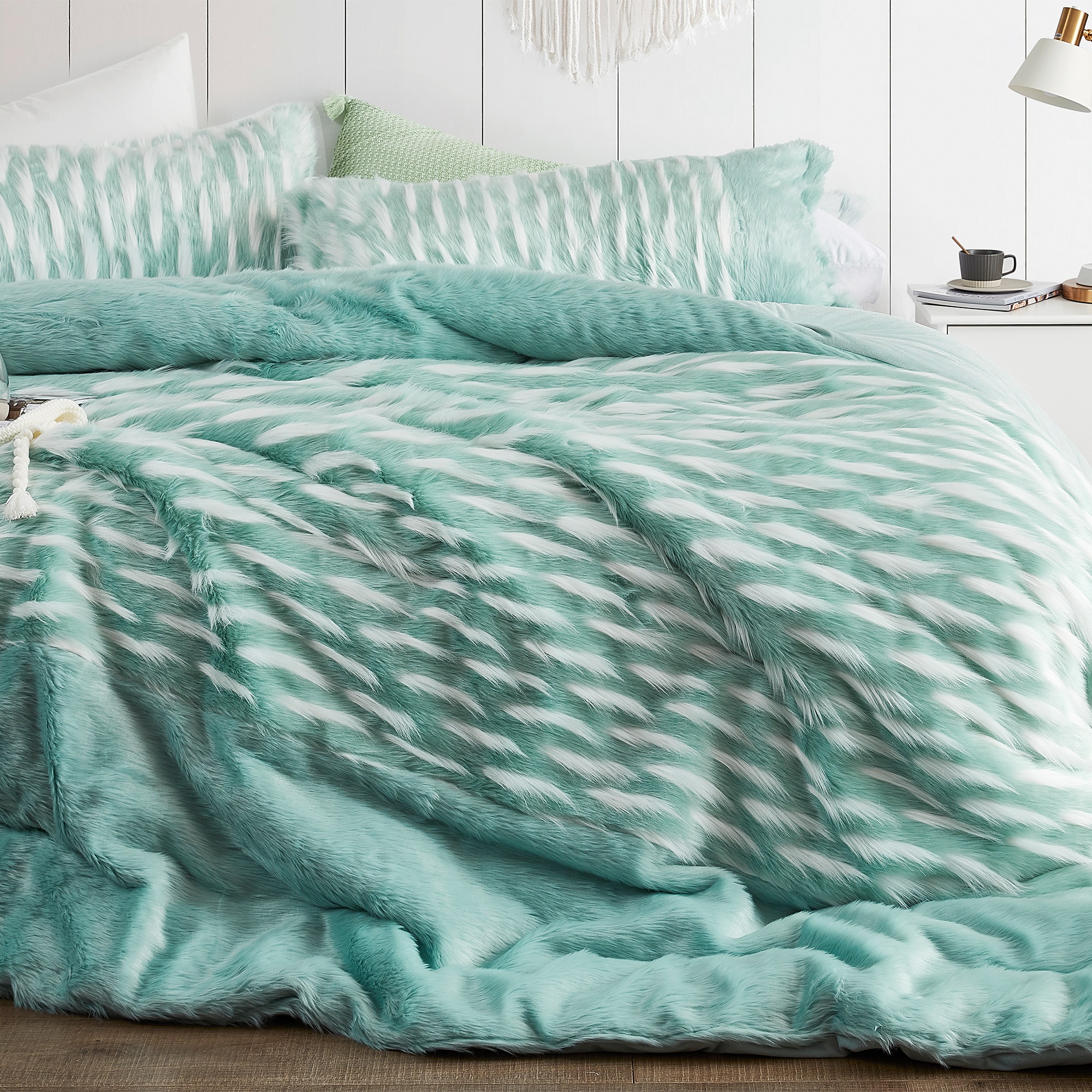 Tiger Lion - Coma Inducer Oversized Comforter - Ocean Green