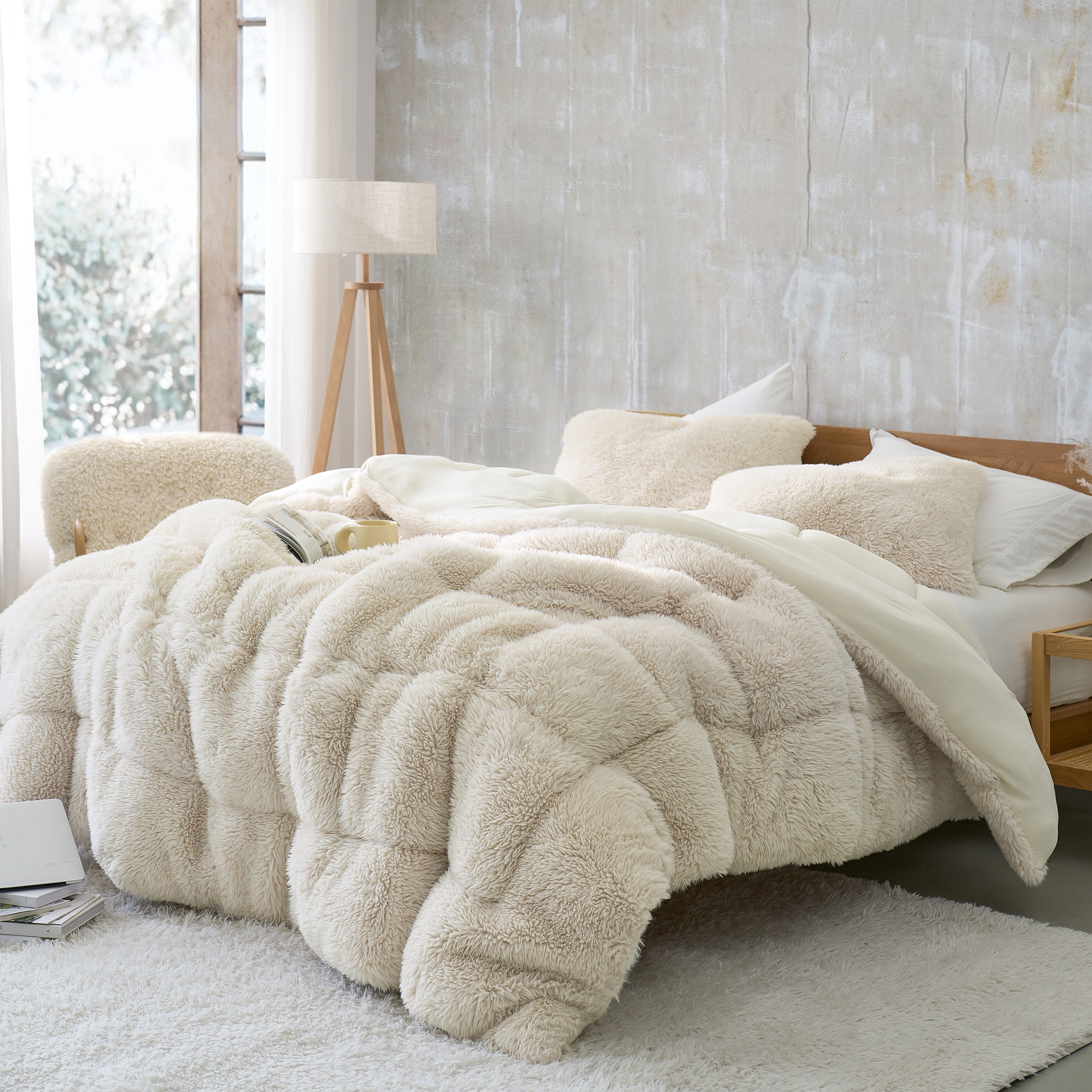 Alaskan Winters - Coma Inducer Oversized Comforter - Arctic Wolf